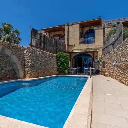 5bdr With Pool By Pmi Malta *