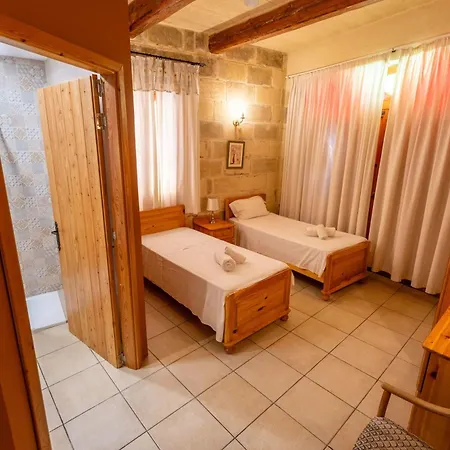 5bdr With Pool By Pmi Malta * 자프라